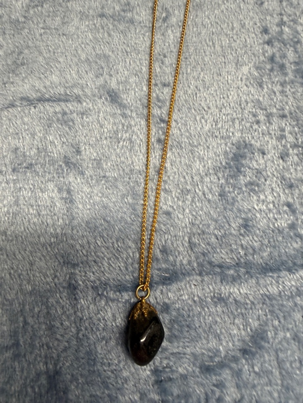 Gold Chain Necklace with Black Stone Pendant - Women Jewelry - Picture 2 of 2